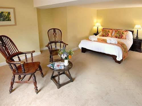 The Fauconberg Inn